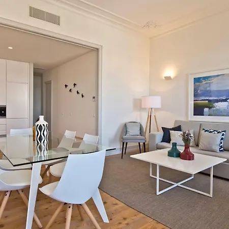 Unique 2 Bdr Apt Sea View Baixa Alfama D Apartment
