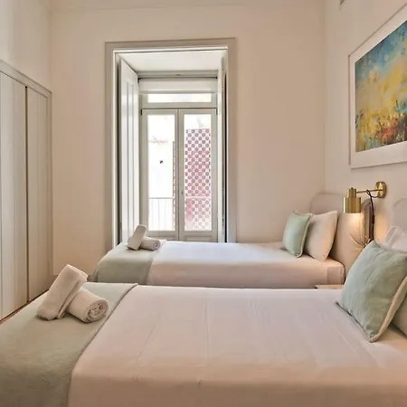 Unique 2 Bdr Apt Sea View Baixa Alfama D