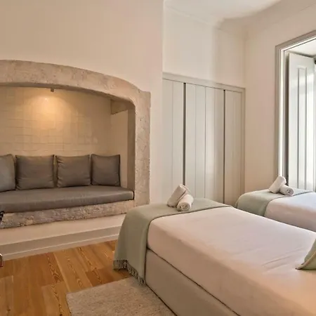 Apartment Unique 2 Bdr Apt Sea View Baixa Alfama D Lisbon