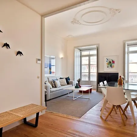Unique 2 Bdr Apt Sea View Baixa Alfama D